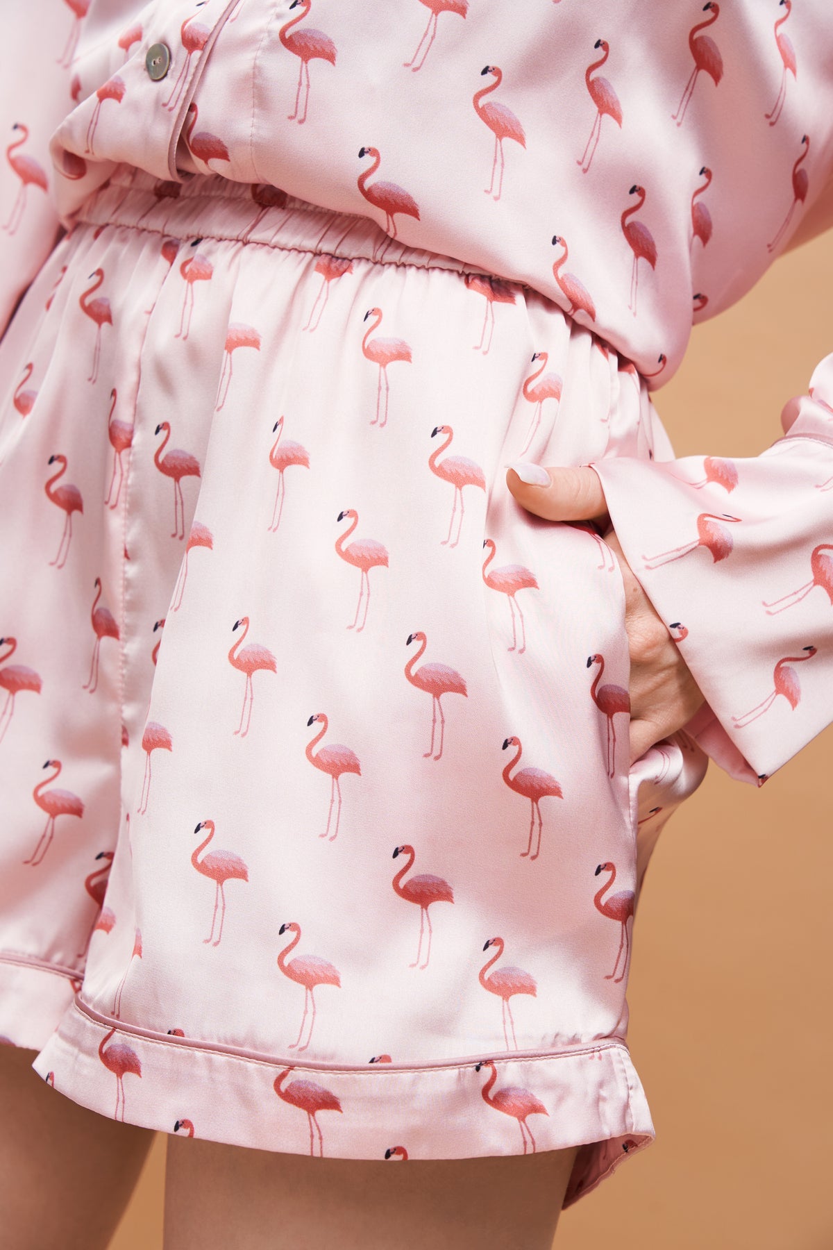 Короткий піжамний комплект Dreaming in the Wild — Blush Flamingo